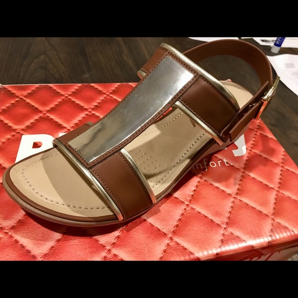 Piccadilly Comfort Tech Double T-Bar Sandals Sz 7 - Picture 3 of 9